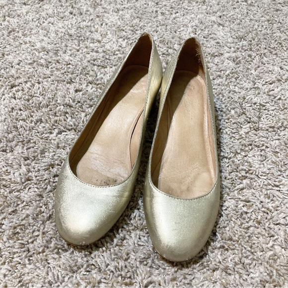 Madewell The Ella Pump in Metallic - Picture 5 of 10